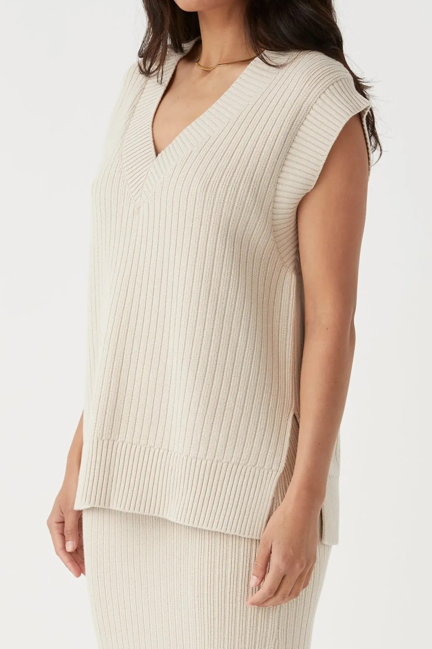 Discount ARCAA Vera Knit Vest - Sand