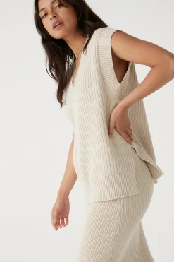 Discount ARCAA Vera Knit Vest - Sand
