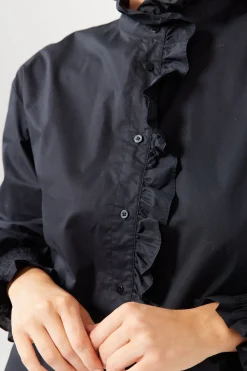 Discount Brave & True Brave & True The Countess Shirt - Black