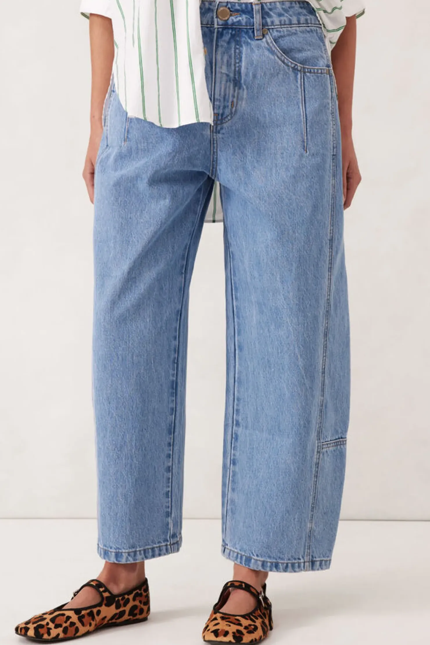 Hot Ceres Life Darted Barrel Jean - Vintage Blue