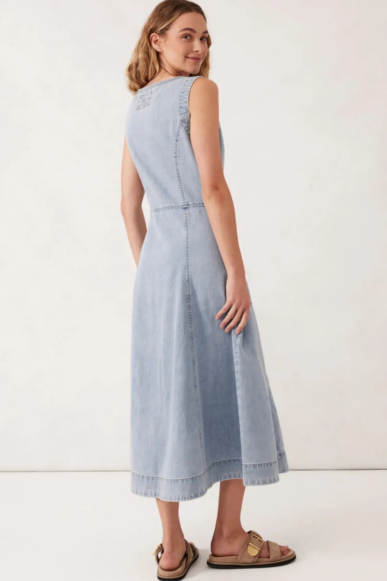 Hot Ceres Life V Neck Flared Midi Dress - Worn Blue