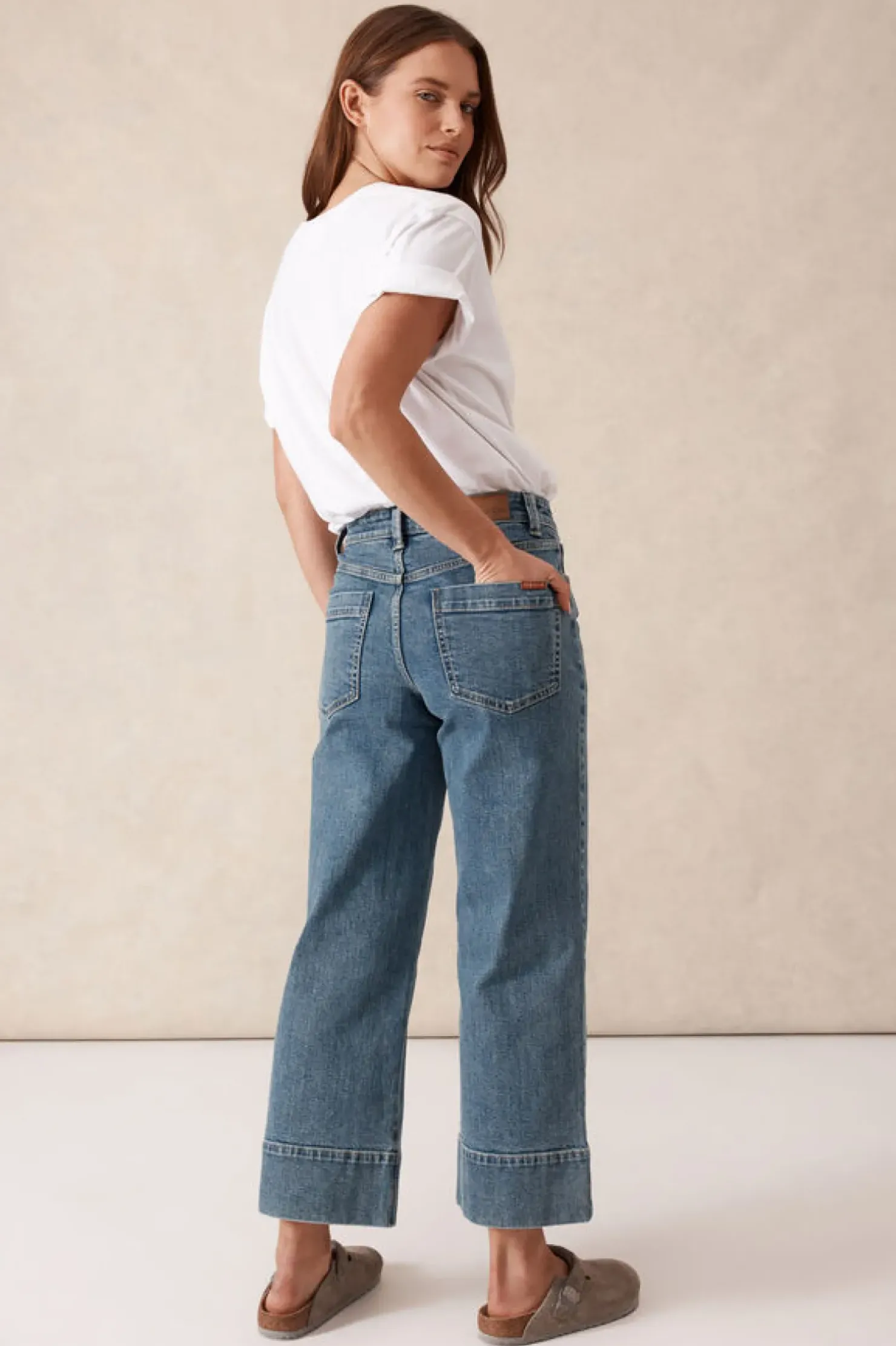 Online Ceres Life Wide Leg Crop Jean - Mid Indigo