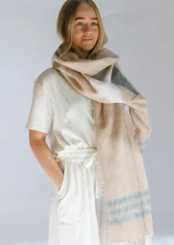 Fashion Hobo & Hatch Hobo & Hatch Scarf- Aztec Vanilla
