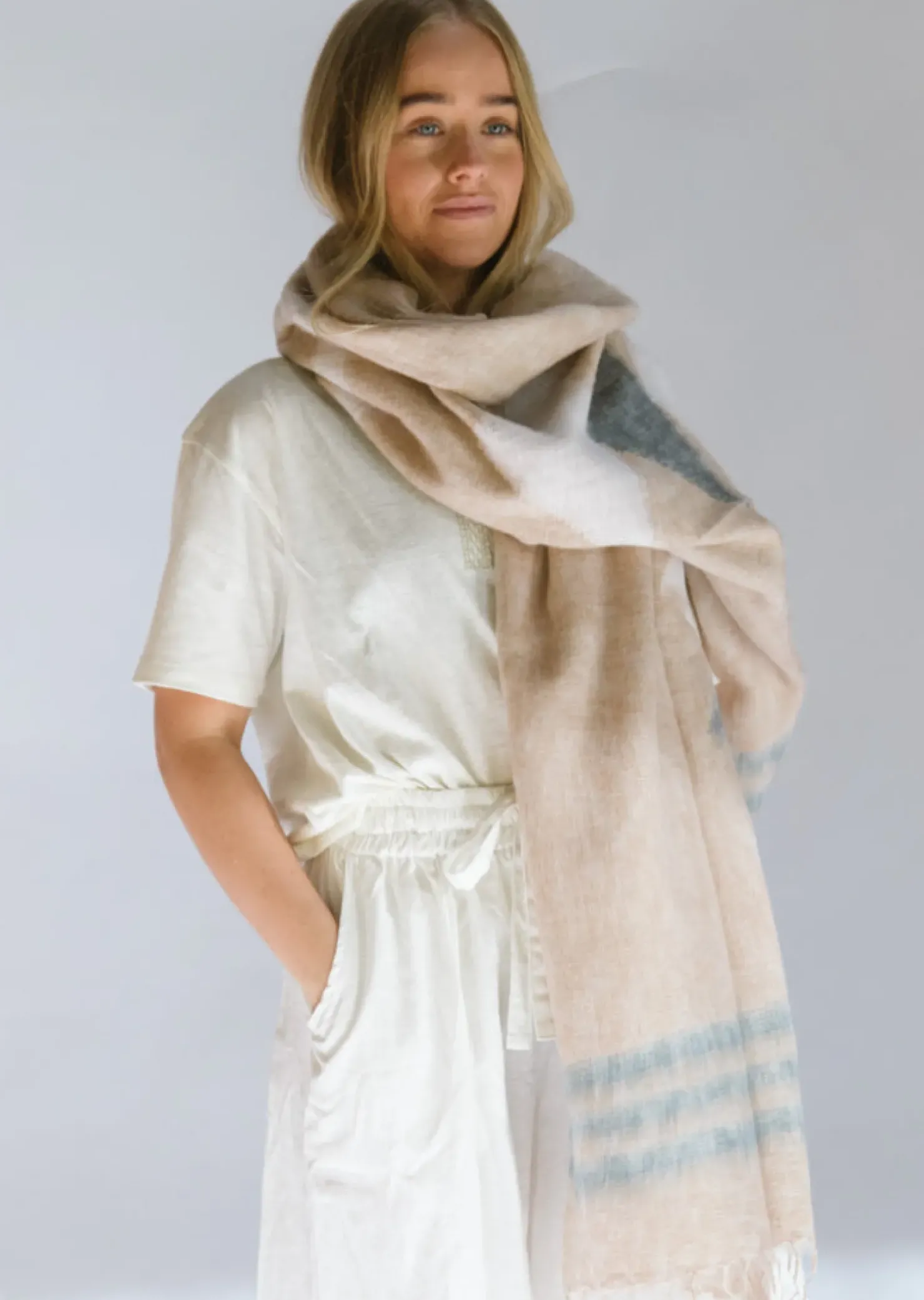 Fashion Hobo & Hatch Hobo & Hatch Scarf- Aztec Vanilla