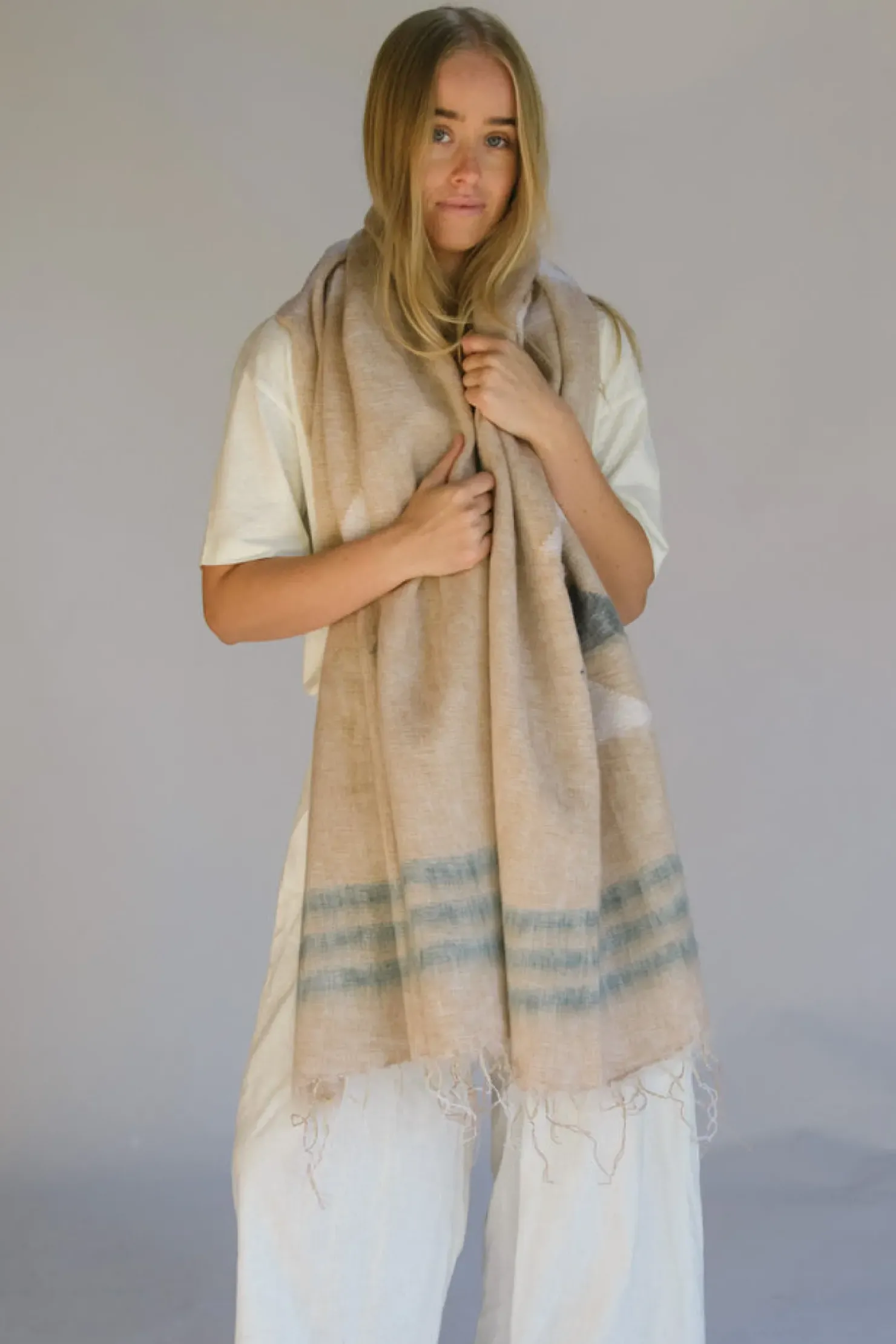 Fashion Hobo & Hatch Hobo & Hatch Scarf- Aztec Vanilla