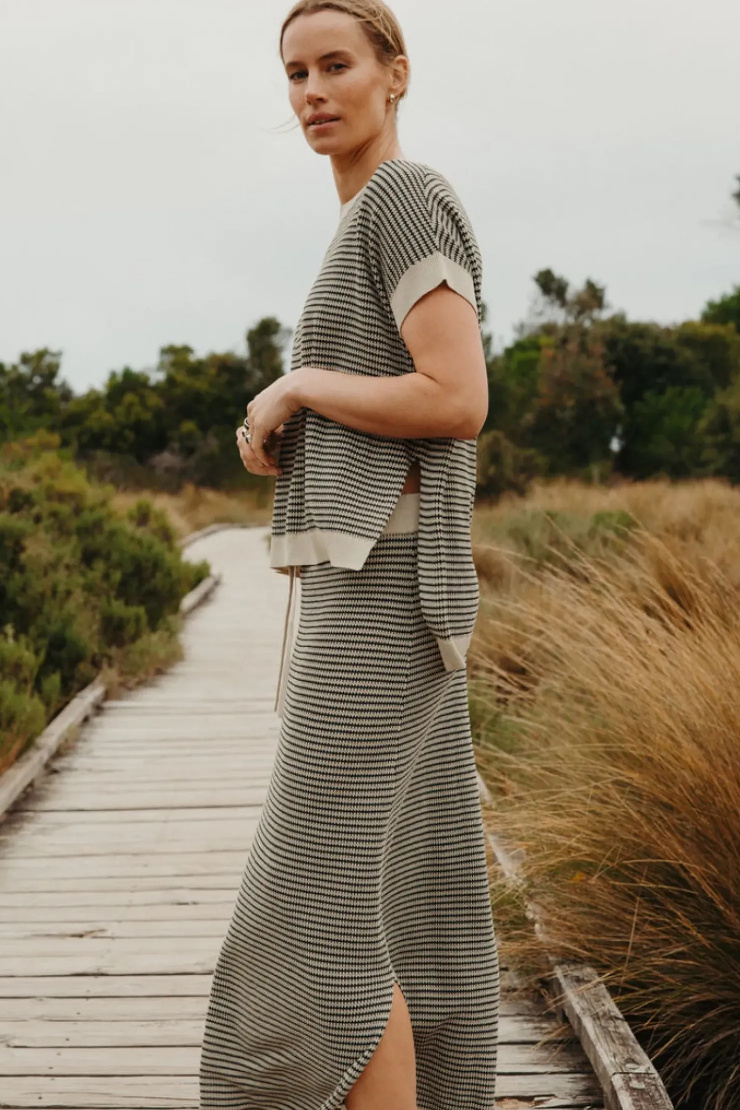 Fashion Talamaya Lattice Knitted Skirt - Washed Black & Soft Gold