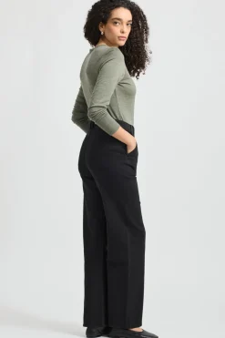 Hot Toorallie Crew Merino Tee - Bay Leaf