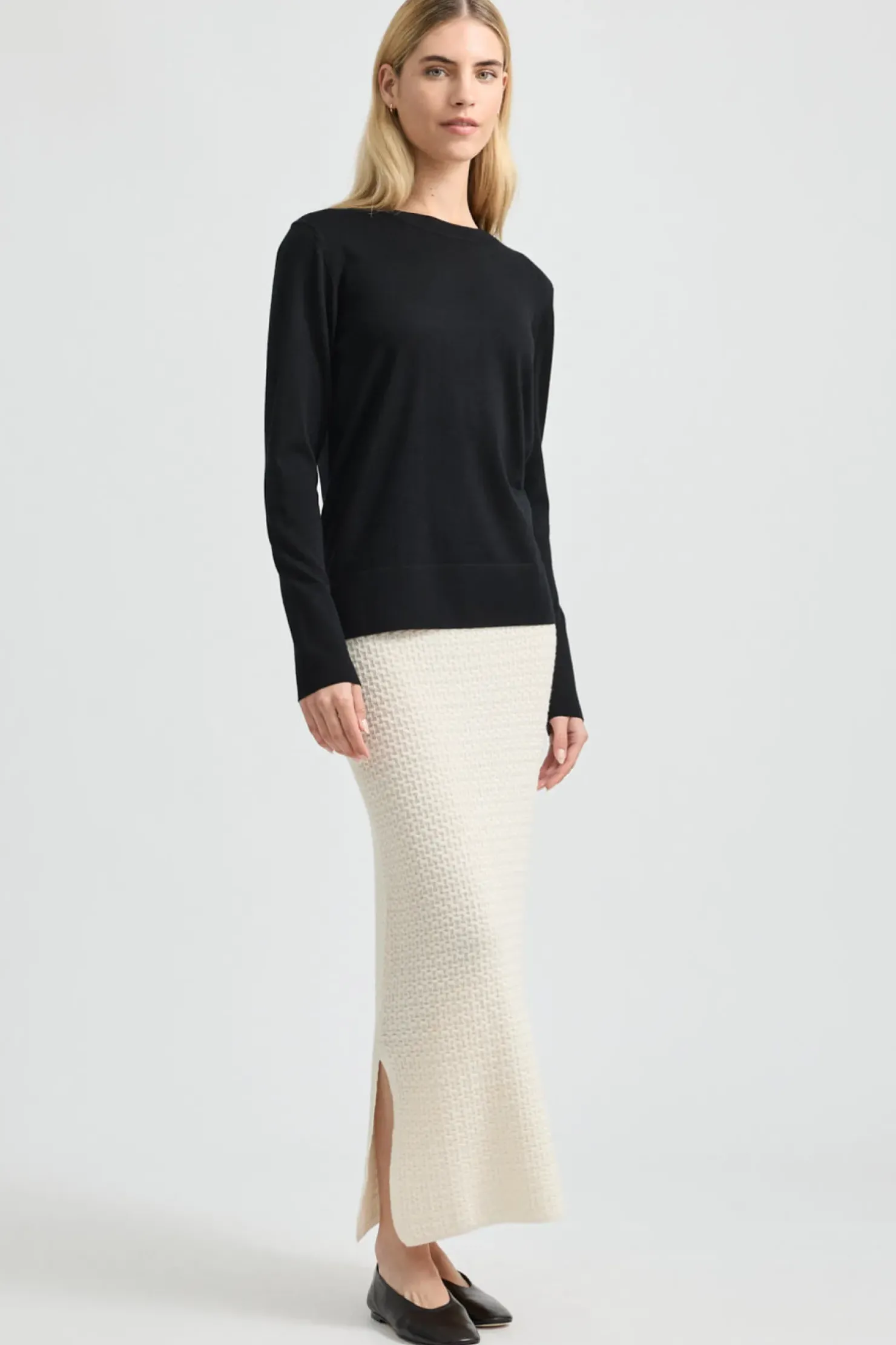 Best Toorallie Fine Merino Crew - Black