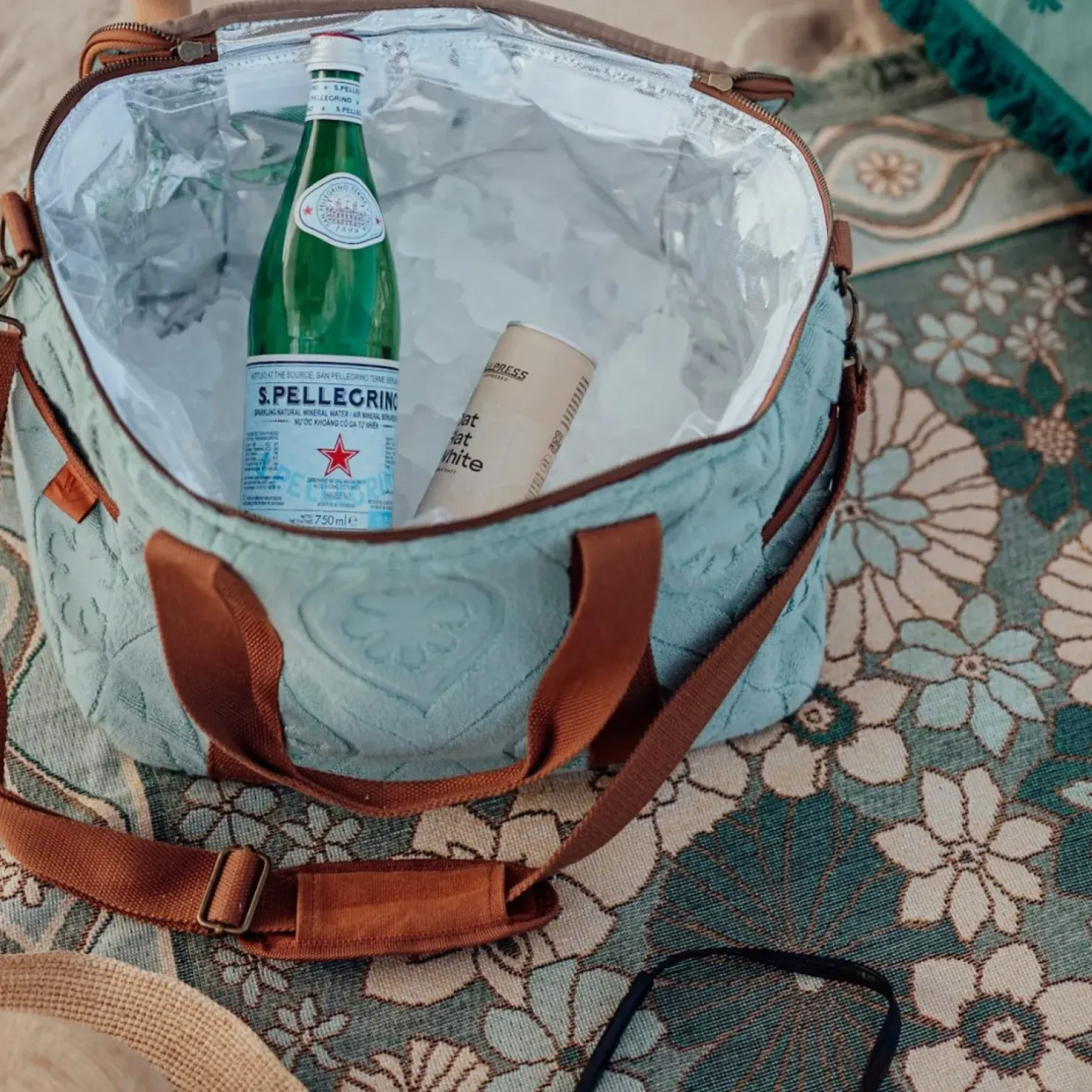 Discount Wandering Folk Daisy Cooler Bag Large - Peppermint