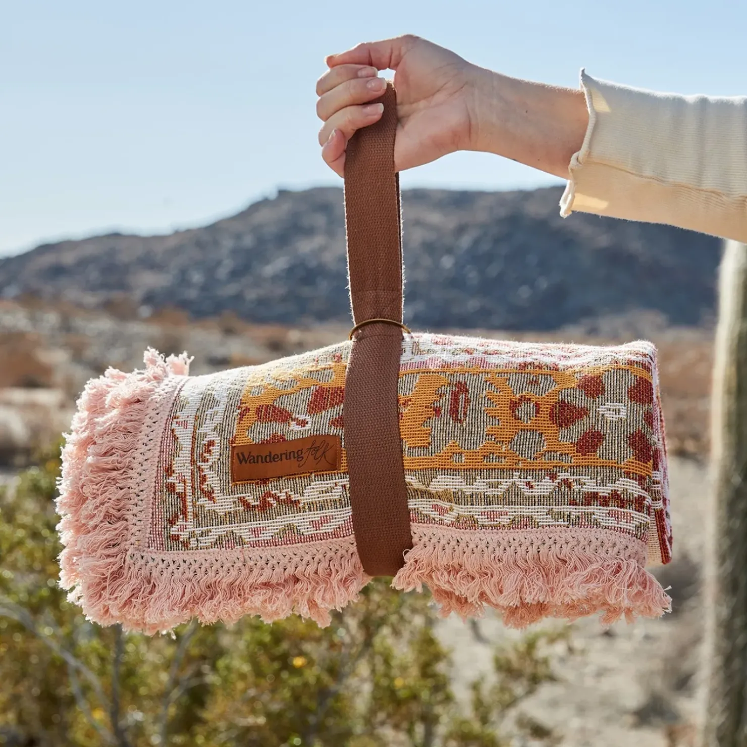 Hot Wandering Folk Desert Throw - Pink Sands