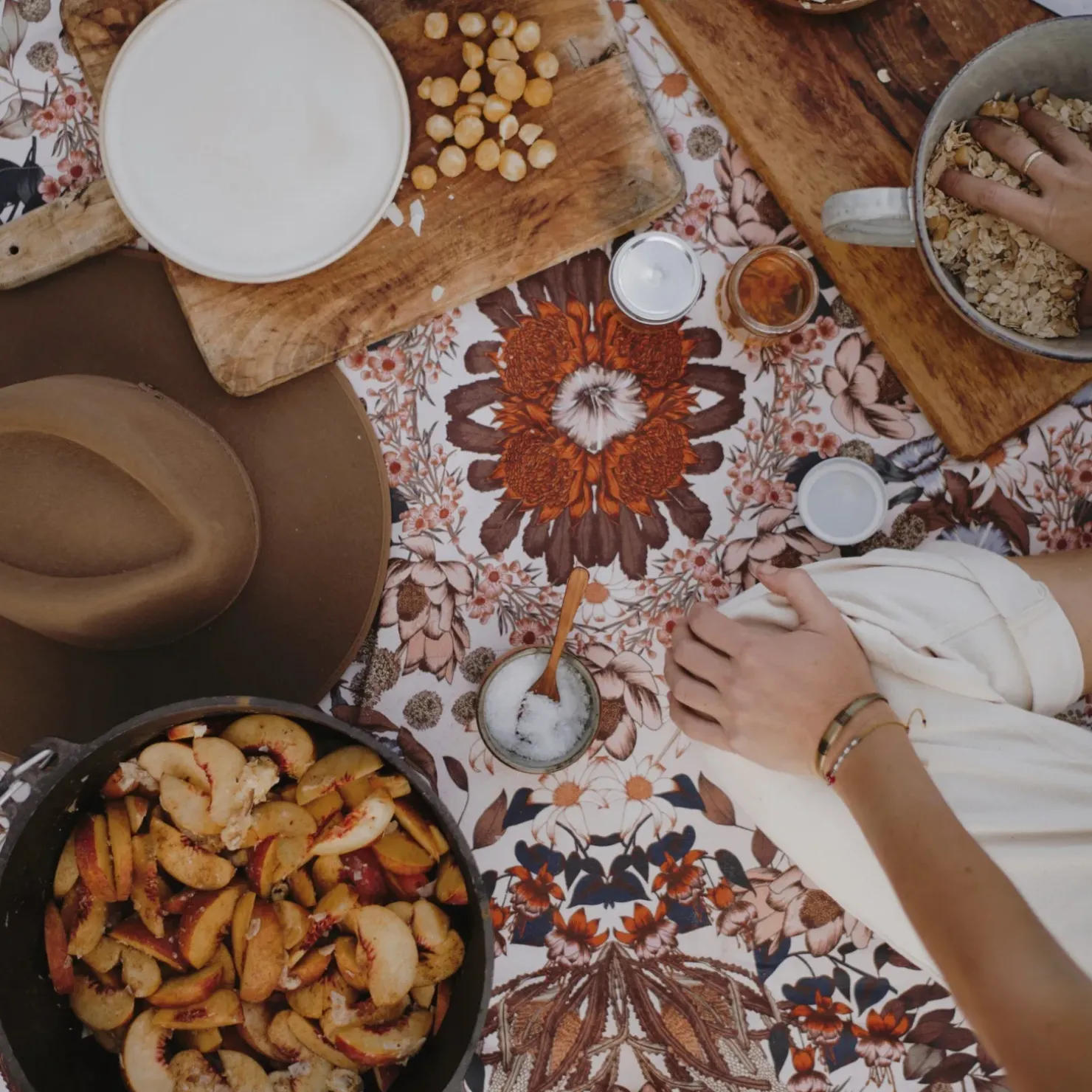 Best Wandering Folk Native Picnic Rug - Blossom