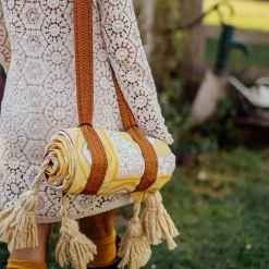 Fashion Wandering Folk Picnic Rug - Lola Honey